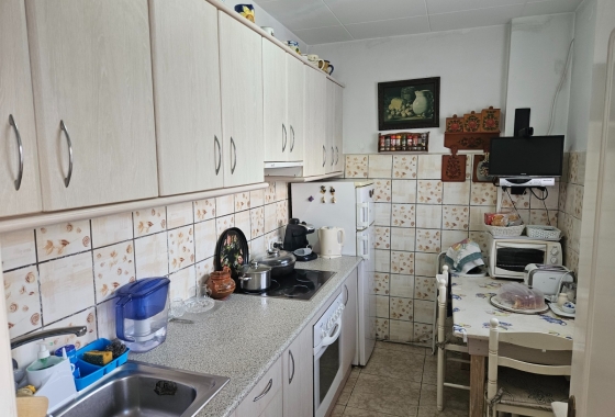 Resale - Apartment / flat - Torrevieja - La Mata