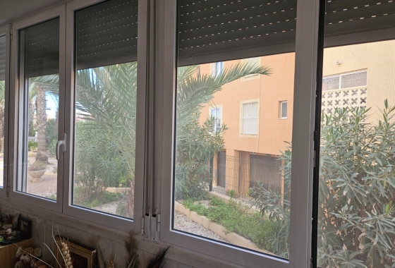 Resale - Apartment / flat - Torrevieja - La Mata