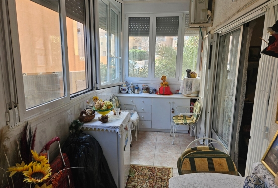Resale - Apartment / flat - Torrevieja - La Mata