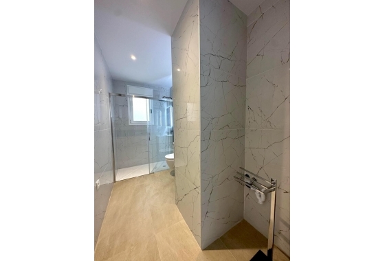 Wiederverkauf - Wohnung - Torrevieja - Playa del Cura