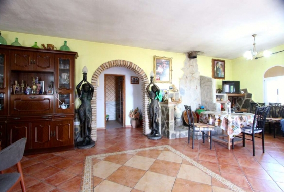 Wiederverkauf - Villa - Albudeite - Inland