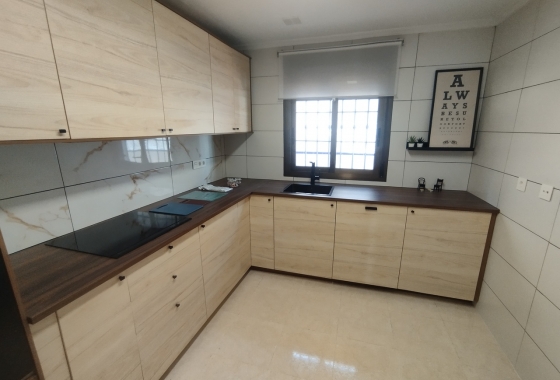 Wiederverkauf - Stadthaus - San Miguel de Salinas - Inland