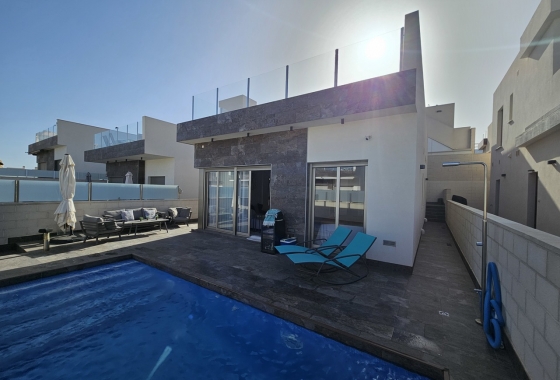 Wiederverkauf - Villa - Orihuela Costa - Costa Blanca