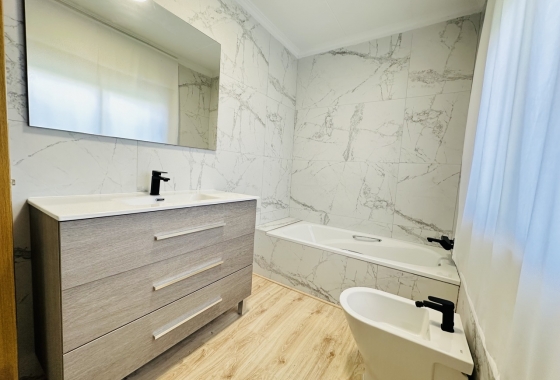 Herverkoop - Villa - Orihuela - Inland