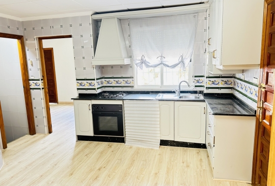 Herverkoop - Villa - Orihuela - Inland