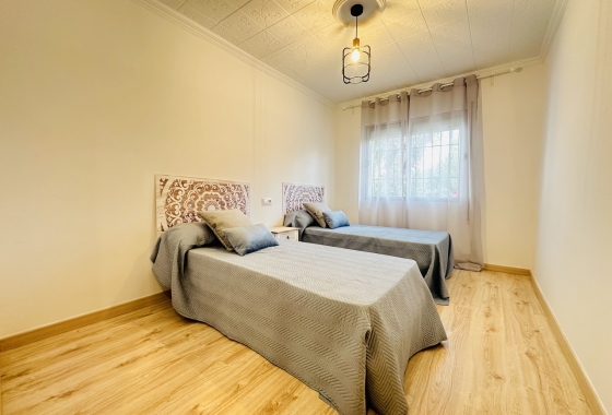 Herverkoop - Villa - Orihuela - Inland