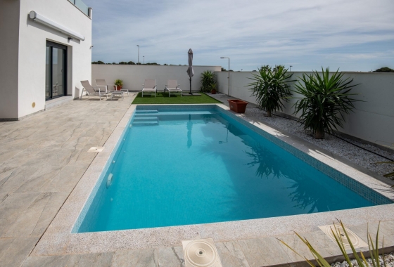 Neue Gebäude - Villa - Pilar de la Horadada - Pinar de Campoverde