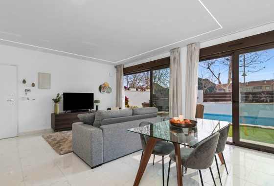 Resale - Villa - Pilar de la Horadada - Costa Blanca