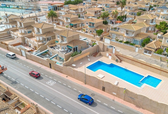 Herverkoop - Villa - Torrevieja - Los Balcones - Los Altos del Edén