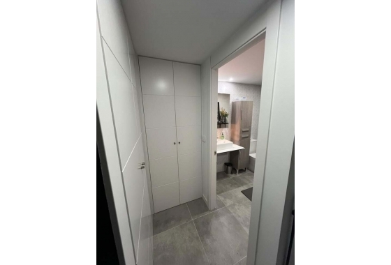 Reventa - Apartamento / piso - Finestrat