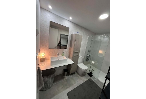 Reventa - Apartamento / piso - Finestrat