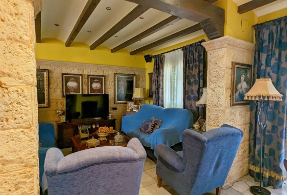 Resale - Villa - Bigastro - Inland