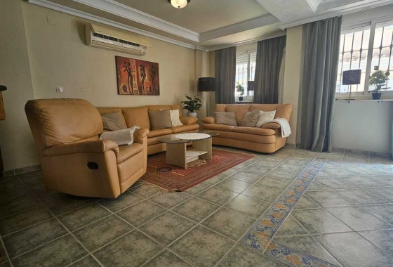 Herverkoop - Villa - Guardamar del Segura - Campomar