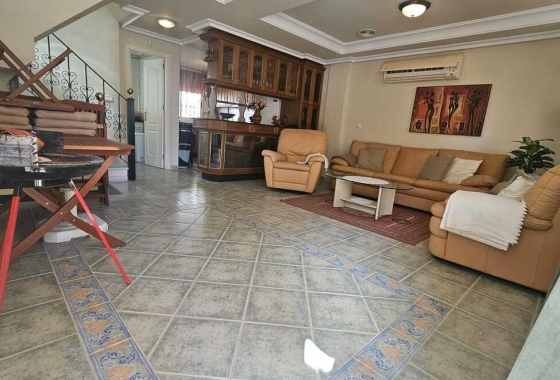 Herverkoop - Villa - Guardamar del Segura - Campomar