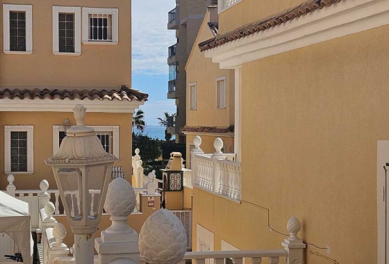 Herverkoop - Villa - Guardamar del Segura - Campomar