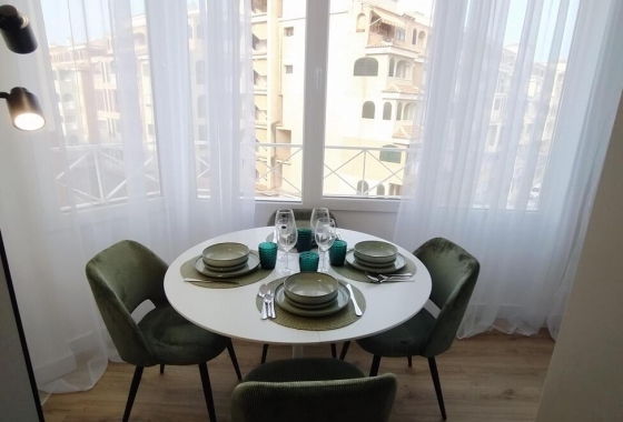 Wiederverkauf - Wohnung - Torrevieja - PARQUE DE LAS NACIONES