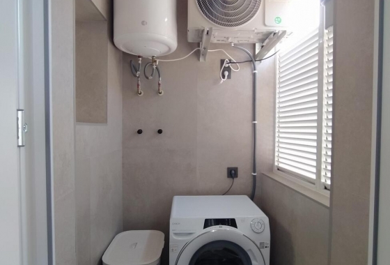 Wiederverkauf - Wohnung - Torrevieja - PARQUE DE LAS NACIONES