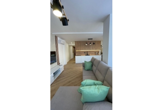 Herverkoop - Appartement / flat - Torrevieja - PARQUE DE LAS NACIONES