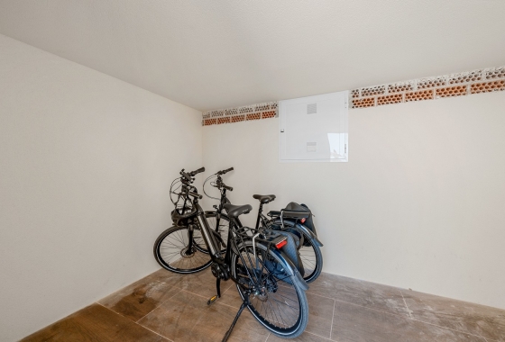 Reventa - Apartamento / piso - San Miguel de Salinas - Inland