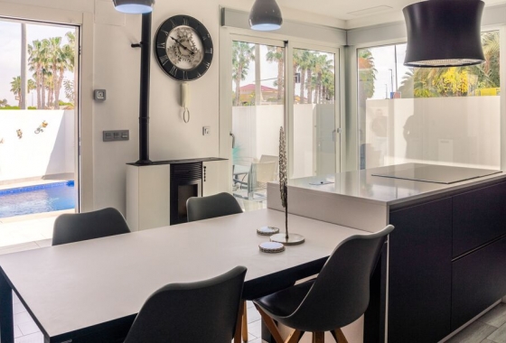 Reventa - Villa - Daya Vieja - Costa Blanca