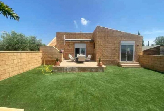 Herverkoop - Finca - Albatera - Inland