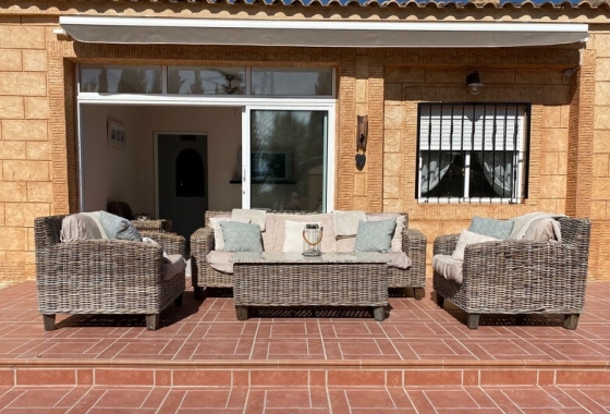 Herverkoop - Finca - Albatera - Inland