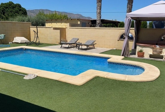 Herverkoop - Finca - Albatera - Inland