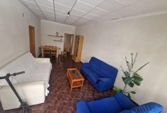 Herverkoop - Herenhuis - Torrevieja