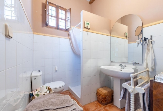 Resale - Townhouse - Los Martinez Del Puerto - Los Martínez Del Puerto