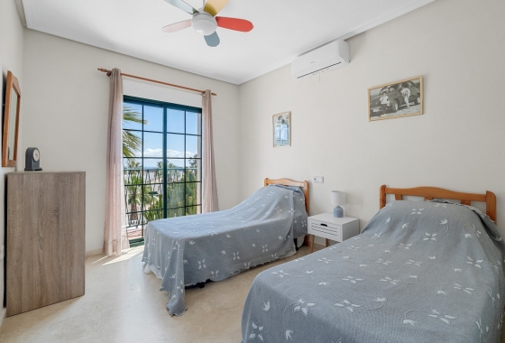 Wiederverkauf - Villa - Orihuela Costa - Costa Blanca