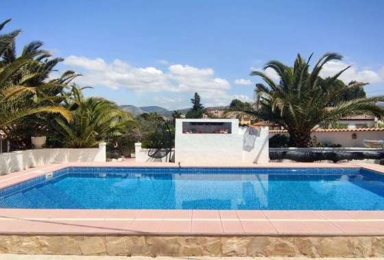 Herverkoop - Villa - Sax - Inland