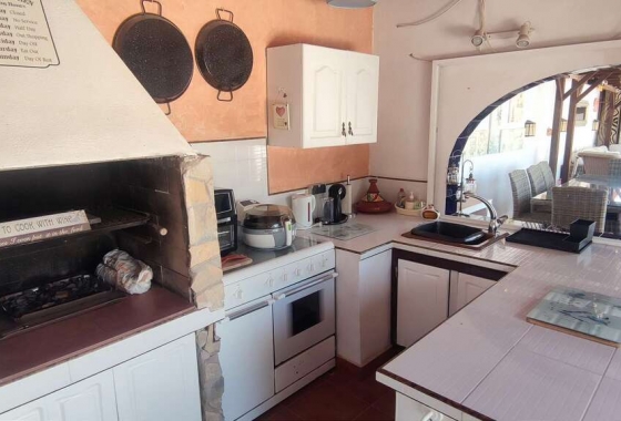 Herverkoop - Villa - Sax - Inland