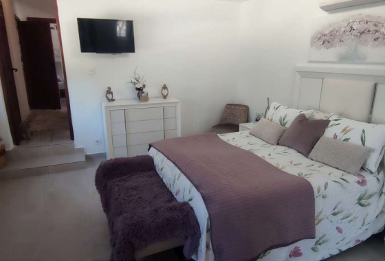 Herverkoop - Villa - Sax - Inland