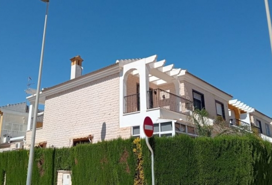 Herverkoop - Villa - Pilar de la Horadada - Costa Blanca
