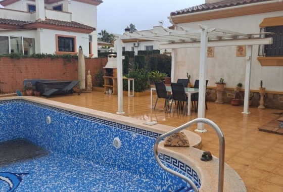 Wiederverkauf - Villa - Hondón de las Nieves - Inland