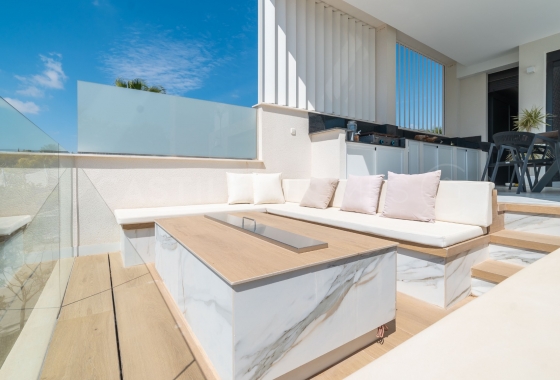 Resale - Villa - Orihuela Costa - Las colinas golf