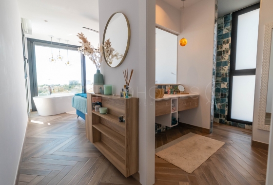 Resale - Villa - Orihuela Costa - Las colinas golf