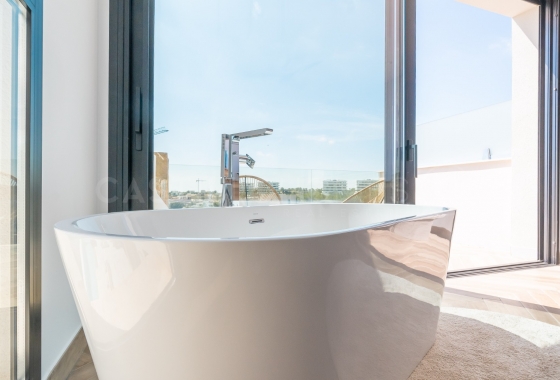 Resale - Villa - Orihuela Costa - Las colinas golf