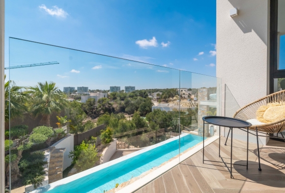 Resale - Villa - Orihuela Costa - Las colinas golf