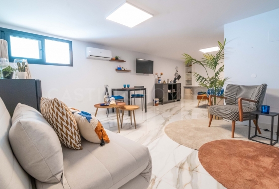 Resale - Villa - Orihuela Costa - Las colinas golf