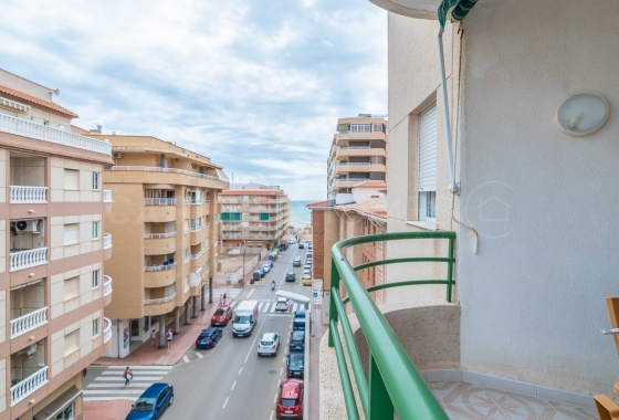 Resale - Apartment / flat - Torrevieja - Torrelamata - La Mata