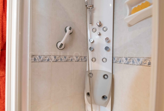 Resale - Apartment / flat - Torrevieja - Torrelamata - La Mata