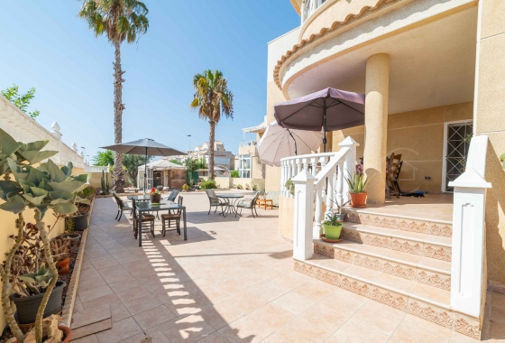 Wiederverkauf - Villa - Torrevieja - Torretas