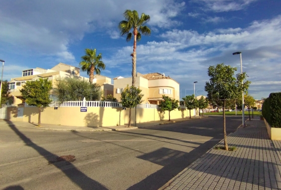 Wiederverkauf - Villa - Torrevieja - Torretas