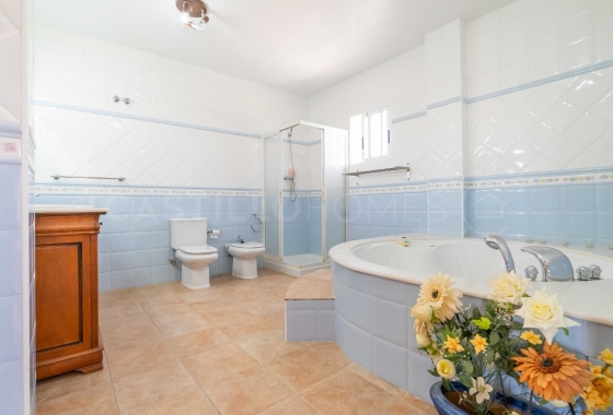 Wiederverkauf - Villa - Torrevieja - Torretas