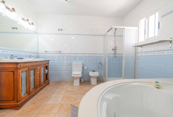 Wiederverkauf - Villa - Torrevieja - Torretas