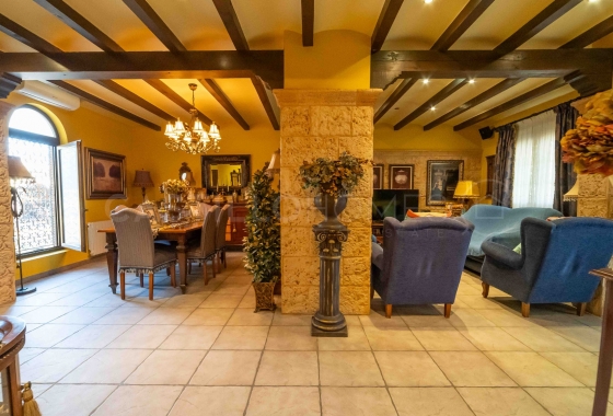 Revente - Villa - Bigastro