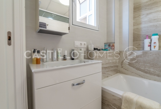 Wiederverkauf - Wohnung - Torrevieja - Playa del Cura