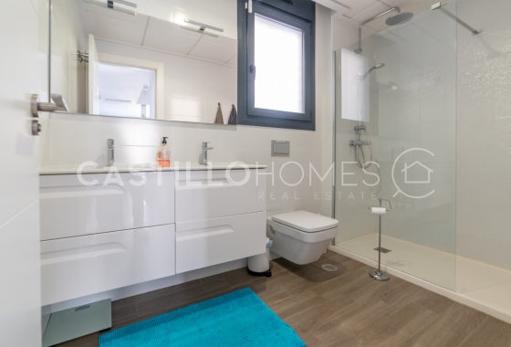 Wiederverkauf - Villa - Torrevieja - Aguas Nuevas 1