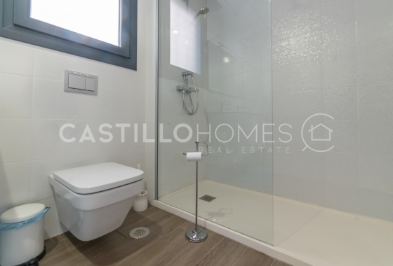 Wiederverkauf - Villa - Torrevieja - Aguas Nuevas 1